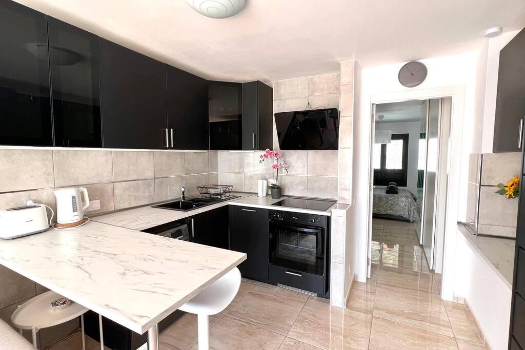 Casa Teddy - Central And Modern One Bedroom Apartment ติอาส ภายนอก รูปภาพ