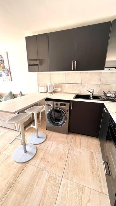 Casa Teddy - Central And Modern One Bedroom Apartment ติอาส ภายนอก รูปภาพ